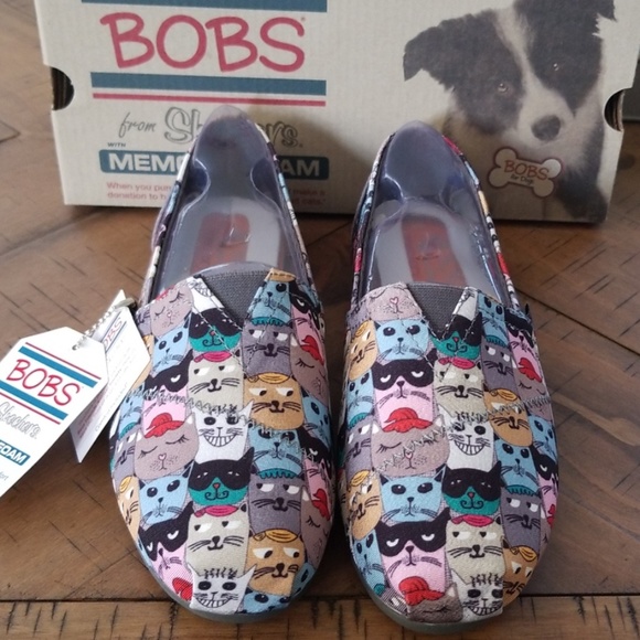 🆕️ Scratch Party Bob's Skechers - Picture 2 of 7